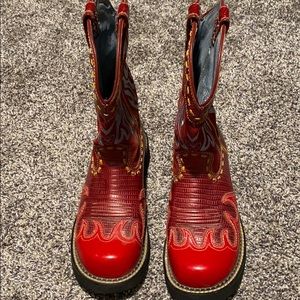 Flaming Hot Ariat Fatbaby Boots!